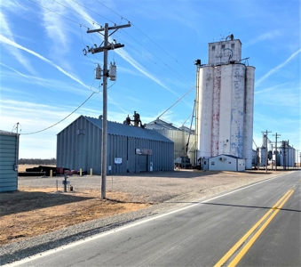 Seguin, KS 1.8M Bushel Grain Storage Facility For Sale - image 38