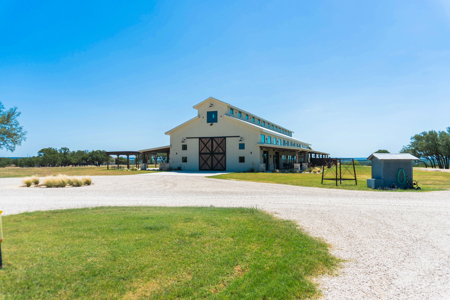 214±-Acre Luxury TX Hill Country Ranch with Leon River Frontage - image 49