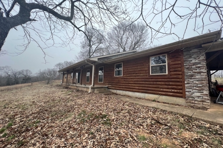 Ozarks Country Home with Acreage For Sale in Oregon County - image 2