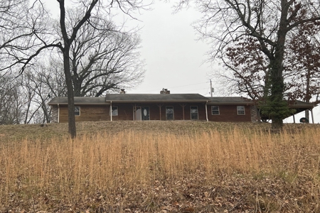 Ozarks Country Home with Acreage For Sale in Oregon County - image 1