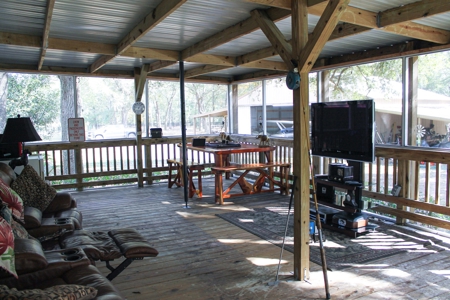 Airpark 3/2 Home With Hangar On 2 Runways For Only $400,000! - image 16