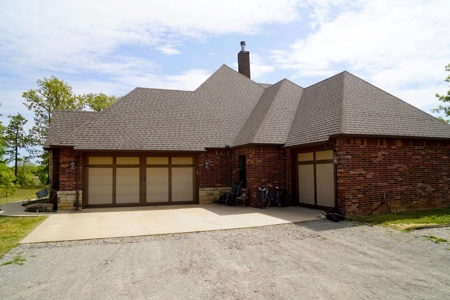 Spacious Home on Recreational Hunting Acreage For Sale - image 38