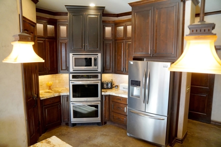 Spacious Home on Recreational Hunting Acreage For Sale - image 7