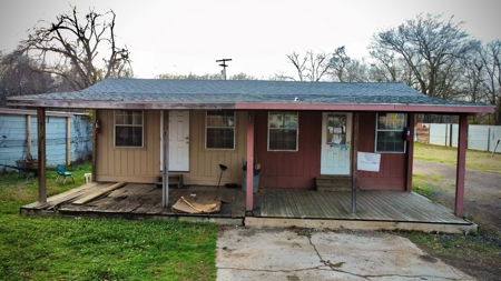 Business On Main St For Sale Paris TX - image 8