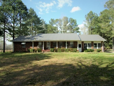 Farm for sale in Rector Arkansas 3 bedroom 2 bath with land - image 1