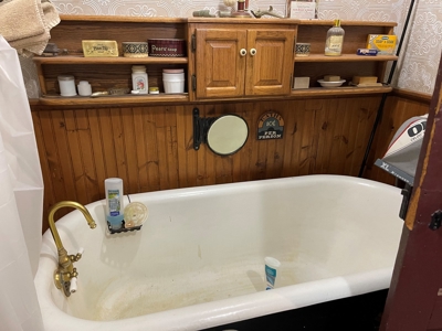 New Matamoras, OH Farmhouse on 10 acre hobby farm - image 10
