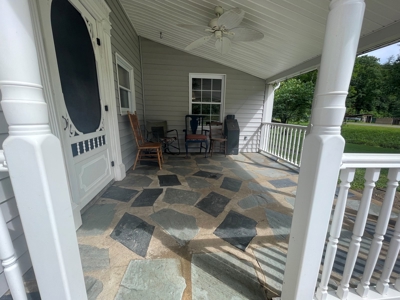 New Matamoras, OH Farmhouse on 10 acre hobby farm - image 44