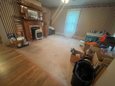New Matamoras, OH Farmhouse on 10 acre hobby farm - image 33