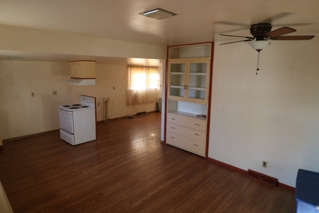 Home in Town For Sale - image 12
