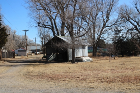 Home in Town For Sale - image 4