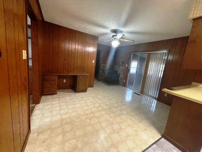 Move in ready home for sale Ash Flat, AR - image 13