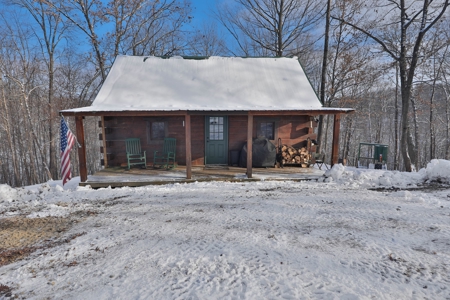 Ultimate Hunting Camp for Sale in Crawford County, WI - image 3