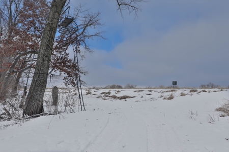World-Class Hunting Camp for Sale in Crawford County, WI - image 27