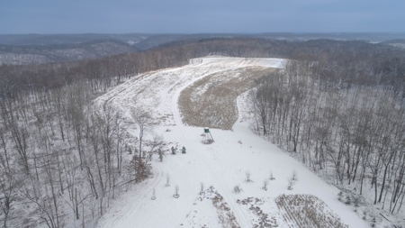 World-Class Hunting Camp for Sale in Crawford County, WI - image 38