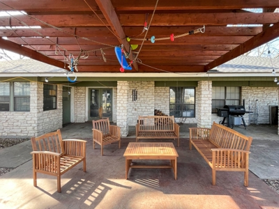 Ranchette For Sale in Taylor Texas - image 33