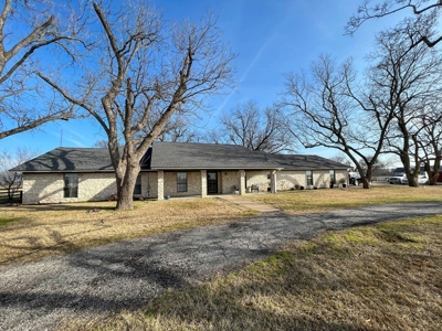Ranchette For Sale in Taylor Texas - image 17