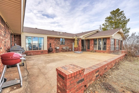 Country Home for Sale, Lookeba, OK for Sale - image 45