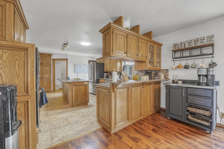 Country Home for Sale, Lookeba, OK for Sale - image 20