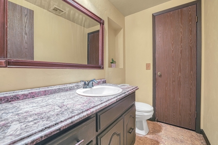 Country Home for Sale, Lookeba, OK for Sale - image 32