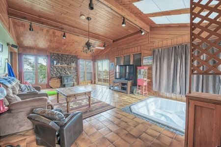 Country Home for Sale, Lookeba, OK for Sale - image 38