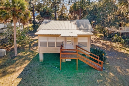 Home On The Canal In Beautiful Suwannee Florida! - image 2