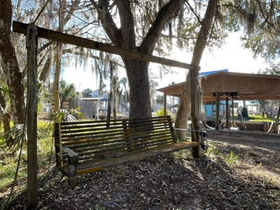 Home On The Canal In Beautiful Suwannee Florida! - image 30