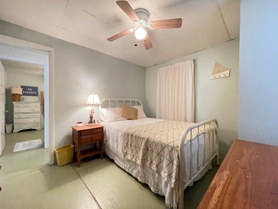 Home On The Canal In Beautiful Suwannee Florida! - image 13