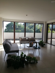 Beautiful Spacious Apartment Overlooking Ocean And Jungle - image 10