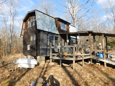 Cabin on 10 Wooded Acres For Sale Near Little Buffalo River - image 2