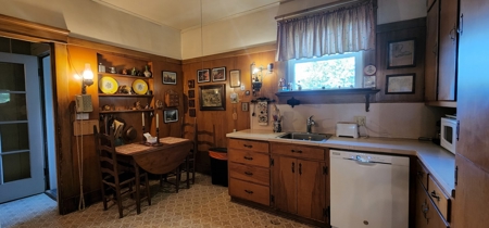 Spacious & Historical Home, For Sale, Chillicothe, MO - image 10