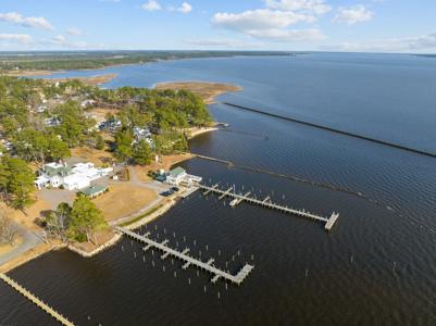 Riverfront Bed and Breakfast Marina for Sale, Belhaven NC - image 4