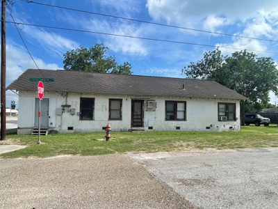 Commercial Property, HWY 181 Frontage in Skidmore - image 3