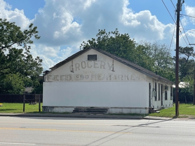 Commercial Property, HWY 181 Frontage in Skidmore - image 1