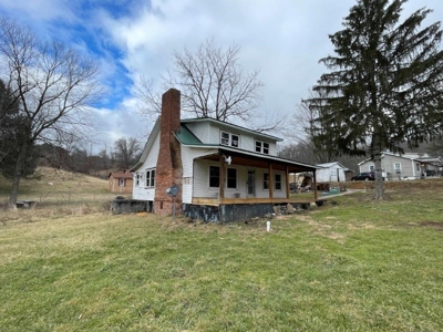 Fixer Upper or Investment Property for Sale in Hiwassee VA! - image 9