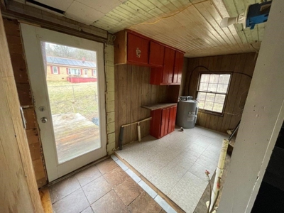 Fixer Upper or Investment Property for Sale in Hiwassee VA! - image 14