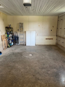 Country Home near Piedmont MO - image 22