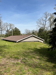 Country Home near Piedmont MO - image 2