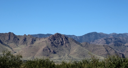 This 40 acre land/lot is ideal for off gridders - image 1