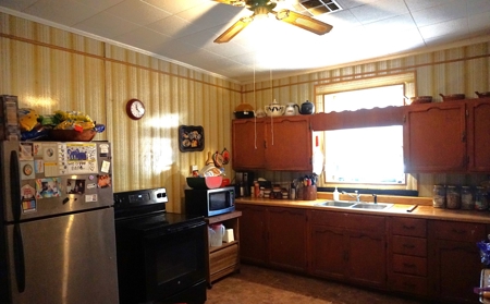 Walking distance to downtown Marfa! 3BR 2Bath 2474 Sqft Home - image 13