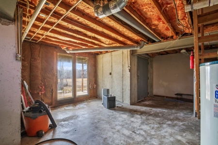 Home And Live Water Bordering National Forest Doniphan, Mo - image 25