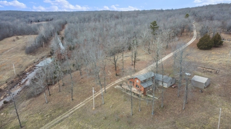 Home And Live Water Bordering National Forest Doniphan, Mo - image 10
