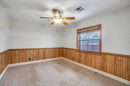 Home For Sale In Sayre, Oklahoma - image 17