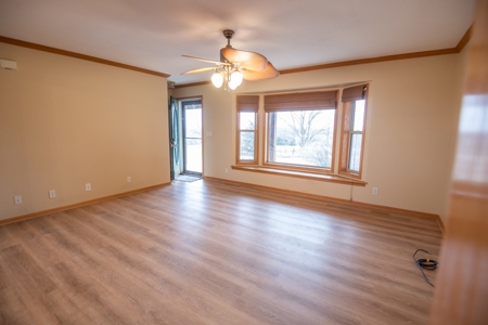 Home With Hunting Land For Sale La Cygne, KS - image 1