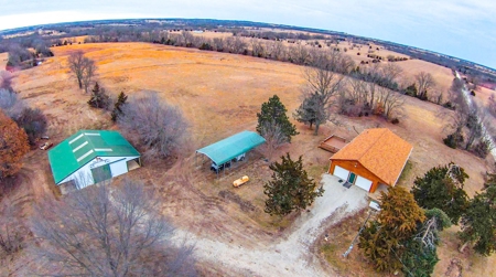Home With Hunting Land For Sale La Cygne, KS - image 38