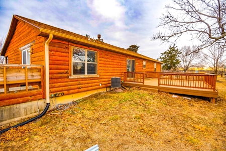 Home With Hunting Land For Sale La Cygne, KS - image 34
