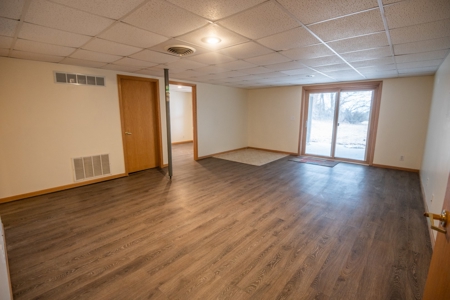 Home With Hunting Land For Sale La Cygne, KS - image 13