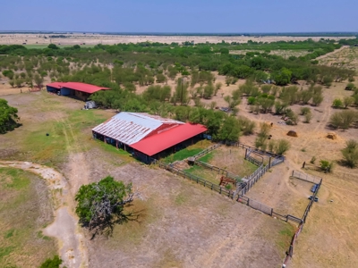 All Around Ranch Property in Bee County, Texas - image 7