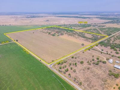 All Around Ranch Property in Bee County, Texas - image 35