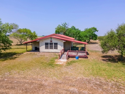 All Around Ranch Property in Bee County, Texas - image 15