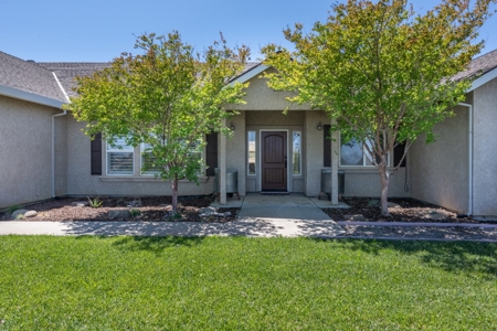 Equestrian Ranch with Country Home for Sale in Yolo County - image 11
